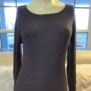 Calvin Klein Size M
Sweater Dresss